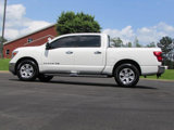 Used 2019 Nissan Titan SV image 5