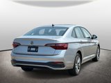 Used 2022 Volkswagen Jetta SE w/ Panoramic Sunroof Package image 5