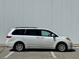 Used 2017 Toyota Sienna XLE Premium image 6