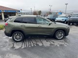 Used 2019 Jeep Cherokee Latitude Plus image 3