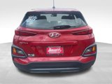 Used 2021 Hyundai Kona SE image 3