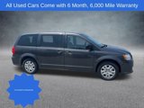 Used 2018 Dodge Grand Caravan SE image 2