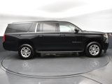 Used 2017 Chevrolet Suburban LT image 4