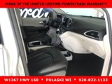 Used 2023 Chrysler Pacifica Touring-L image 4