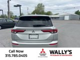 New 2025 Mitsubishi Outlander ES image 4