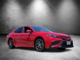 Used 2023 Toyota Camry SE image 2