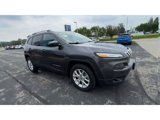 Used 2017 Jeep Cherokee Latitude w/ Cold Weather Group image 2