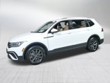 Certified 2022 Volkswagen Tiguan SE w/ Panoramic Sunroof Package image 3