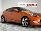 Used 2013 Hyundai Veloster w/ Style Pkg image 2