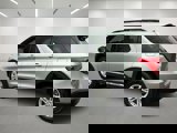 Used 2023 Ford Explorer XLT image 3