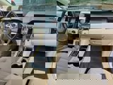 Certified 2017 Ford Taurus SE image 2