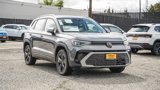 New 2025 Volkswagen Taos SE image 3