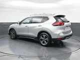 Used 2017 Nissan Rogue SL image 6