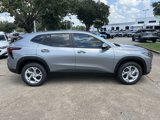 New 2025 Chevrolet Trax LS w/ LS Convenience Package image 2
