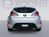 Used 2017 Hyundai Veloster Value Edition image 5