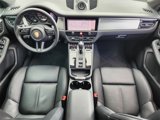 Used 2024 Porsche Macan image 6
