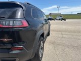 Used 2019 Jeep Cherokee Trailhawk w/ Comfort/Convenience Group image 5