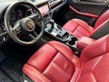 Certified 2022 Porsche Macan image 4