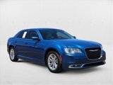 Used 2021 Chrysler 300 Touring L image 3