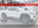 Used 2023 Toyota Tacoma TRD Off-Road image 2
