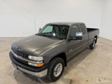Used 2000 Chevrolet Silverado 2500 LT w/ Firm Ride Suspension Pkg image 2