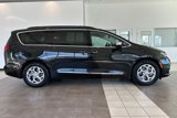Used 2022 Chrysler Pacifica Limited image 3