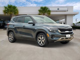 Used 2022 Kia Seltos EX image 3