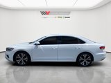 Used 2021 Volkswagen Passat 2.0T SE image 2
