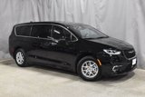 New 2025 Chrysler Pacifica Select image 4