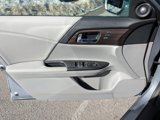 Used 2017 Honda Accord EX-L image 6