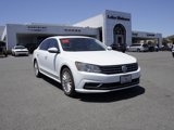 Used 2017 Volkswagen Passat 1.8T SE image 2