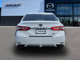 Used 2020 Toyota Camry SE w/ Blackout Package image 4