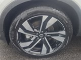 Used 2024 Volvo XC40 B5 Ultimate w/ Protection Package Premier image 4