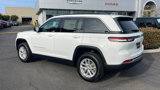 New 2025 Jeep Grand Cherokee Laredo image 4