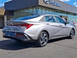 New 2025 Hyundai Elantra SEL image 4