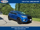 Used 2017 Ford Escape SE w/ SE Sport Appearance Package image 4