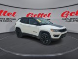 Used 2020 Jeep Compass Trailhawk image 2