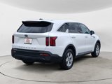 Used 2021 Kia Sorento LX image 5