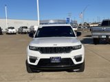 Used 2022 Jeep Grand Cherokee Limited image 2