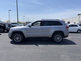 Used 2015 Jeep Grand Cherokee Limited w/ Trailer Tow Group IV image 2