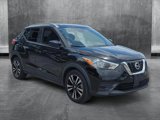 Used 2020 Nissan Kicks SV image 3