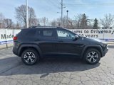 Used 2015 Jeep Cherokee Trailhawk image 2