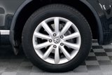 Used 2012 Volkswagen Touareg Sport image 4