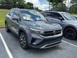 Used 2023 Volkswagen Taos SE w/ Panoramic Sunroof Package image 4