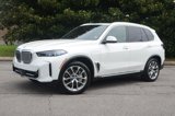 Used 2024 BMW X5 xDrive50e image 2