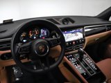 Used 2025 Porsche Macan image 4