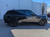 Used 2023 Land Rover Range Rover SE image 2