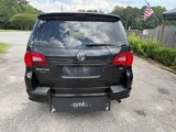Used 2011 Volkswagen Routan SE image 3