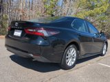 Used 2022 Toyota Camry LE image 4