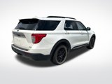 Used 2020 Ford Explorer XLT w/ Equipment Group 202A image 4